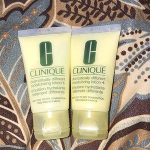 CLINIQUE MOISTURIZING LOTION